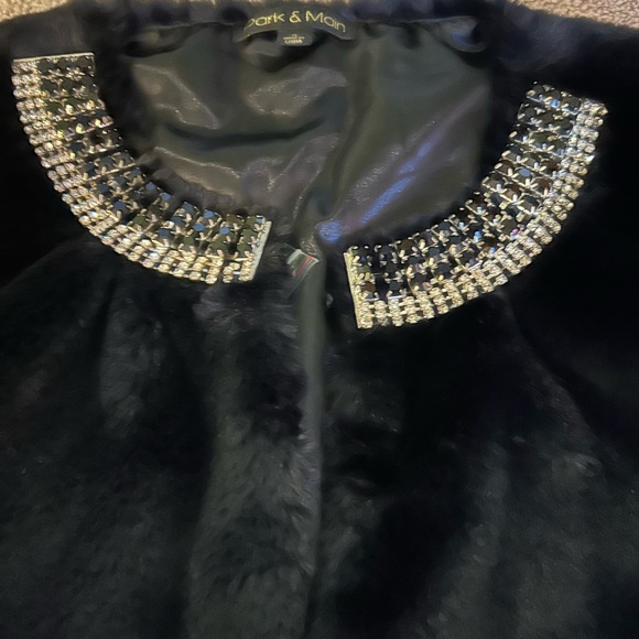 Park and Main faux fur jacket - Picture 4 of 6